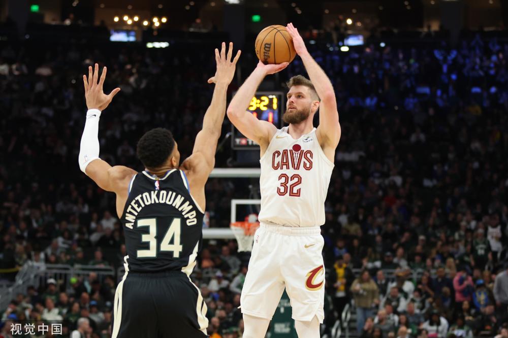 这位年轻前 这位年轻前