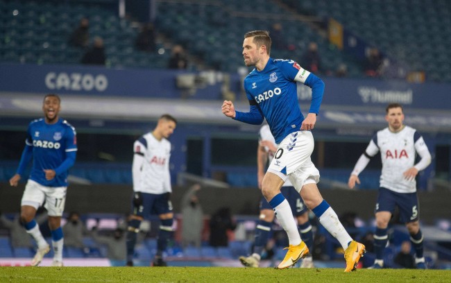 五大联赛中 五大联赛中