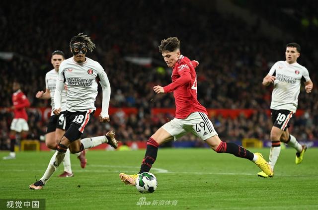 在加盟米兰 在加盟米兰